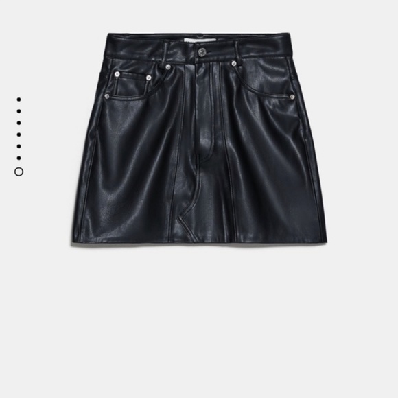 Zara faux leather mini skirt - Picture 4 of 9